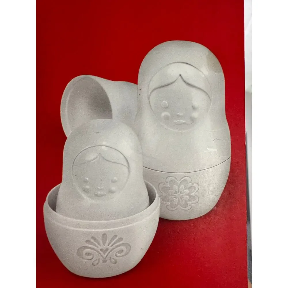 fred M-CUPS matryoshka nesting doll measuring cups set of 6 white w/ box